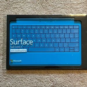 Microsoft Surface Type Cover 2 with backlighting